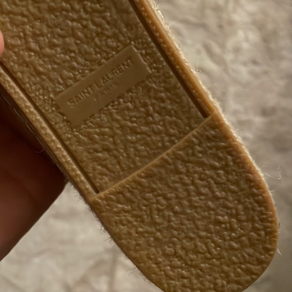 New YSL Logo Embossed Metallic Leather Espadrilles - Picture 11 of 13